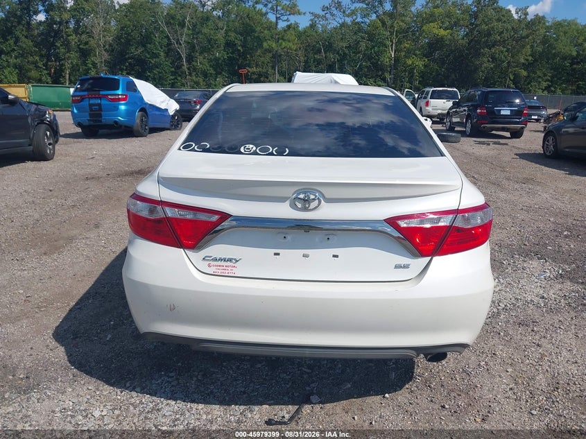 TOYOTA CAMRY - zdjęcie 16