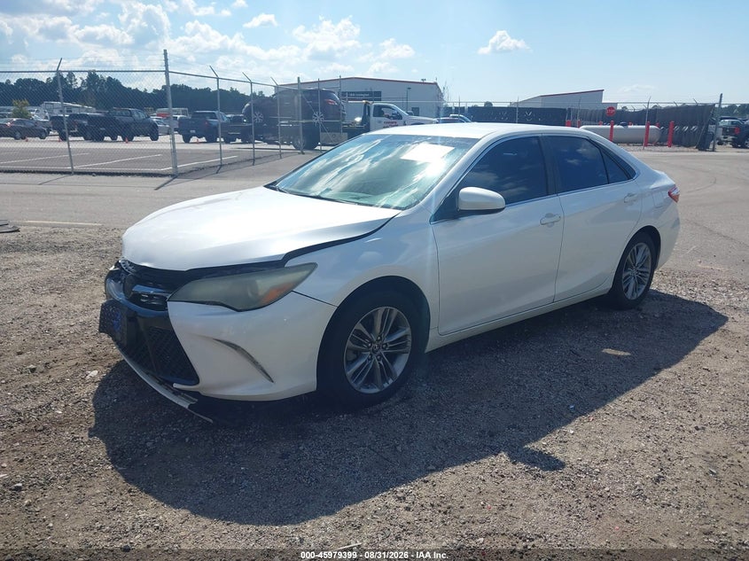 TOYOTA CAMRY - zdjęcie 2