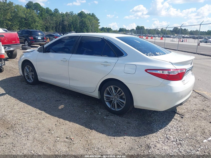 TOYOTA CAMRY - zdjęcie 3