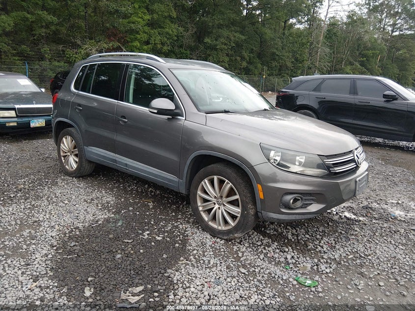 2012 VOLKSWAGEN TIGUAN auction photo 1