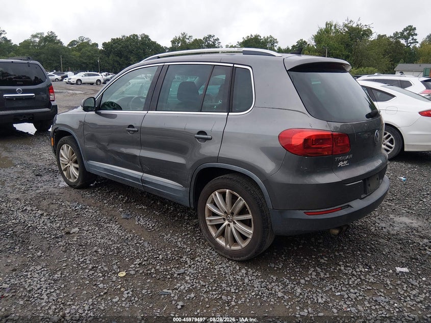 2012 VOLKSWAGEN TIGUAN auction photo 3