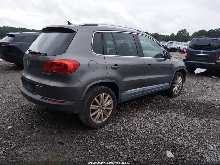 2012 VOLKSWAGEN TIGUAN auction photo 4