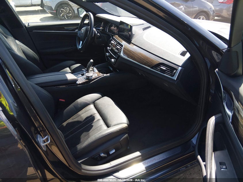 2018 BMW 530I auction photo 5