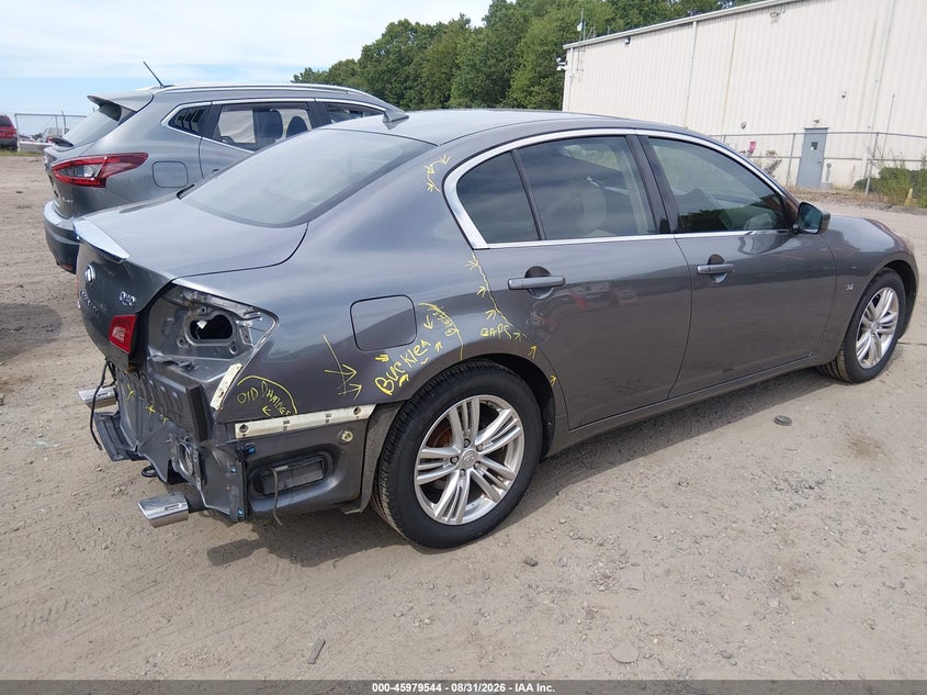 2015 INFINITI Q40 auction photo 4