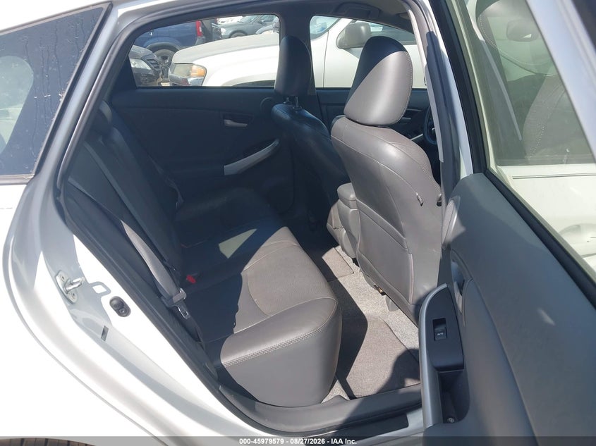 2011 TOYOTA PRIUS auction photo 8
