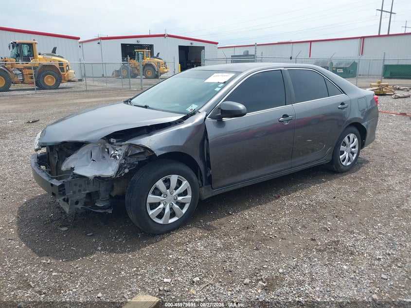 2013 Toyota Camry, Front End, IAAI, VIN 4T1BF1FK0DU642024 — photo 2