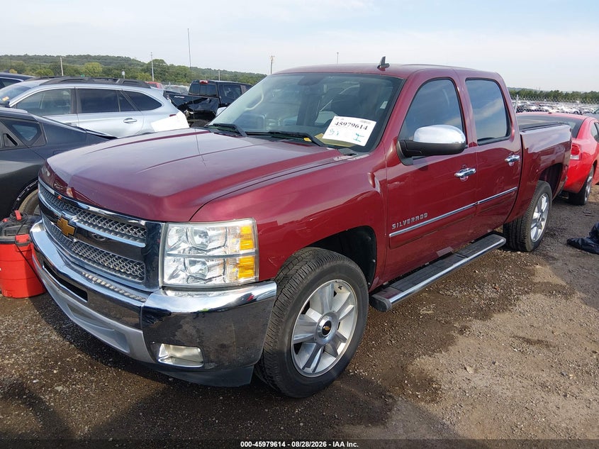 2013 Chevrolet Silverado, Град, IAAI, VIN 3GCPCSE09DG195253 — фото 2