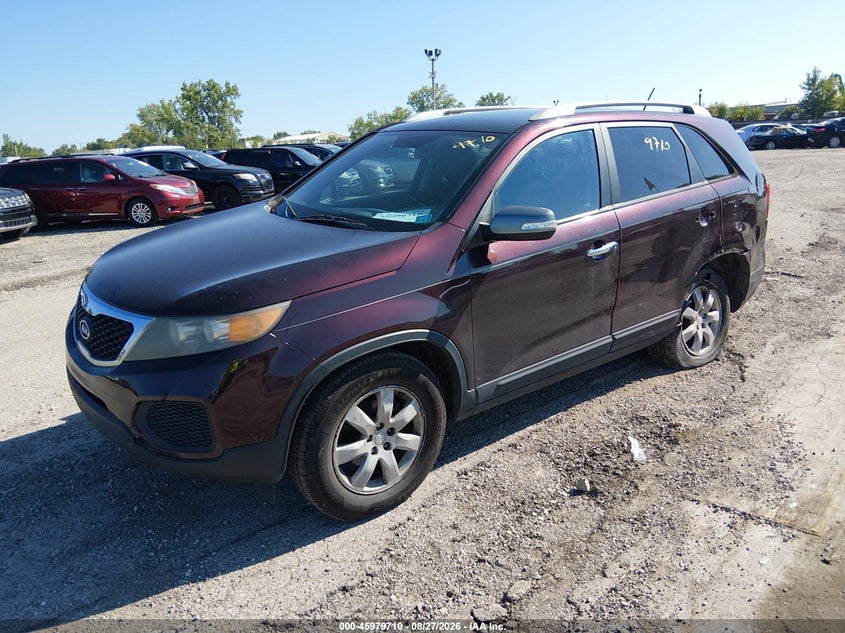 2011 Kia Sorento, Left Rear, IAAI, VIN 5XYKT4A23BG170812 — photo 2