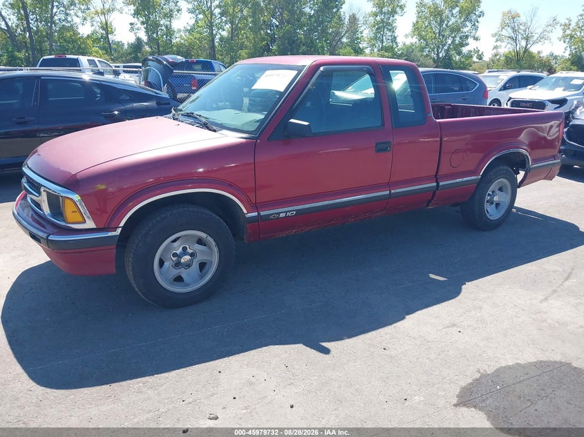 1996 CHEVROLET S TRUCK auction photo 2