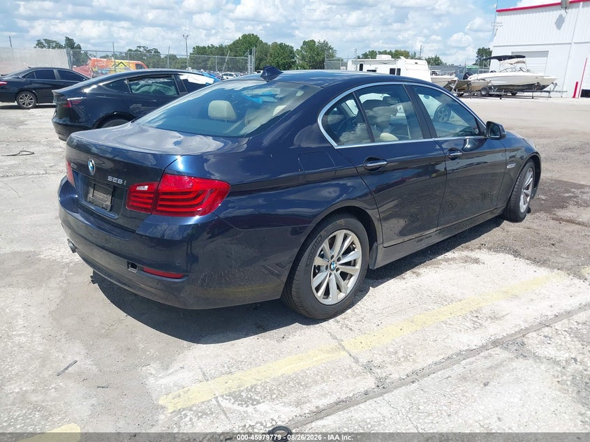 2016 BMW 528I auction photo 4
