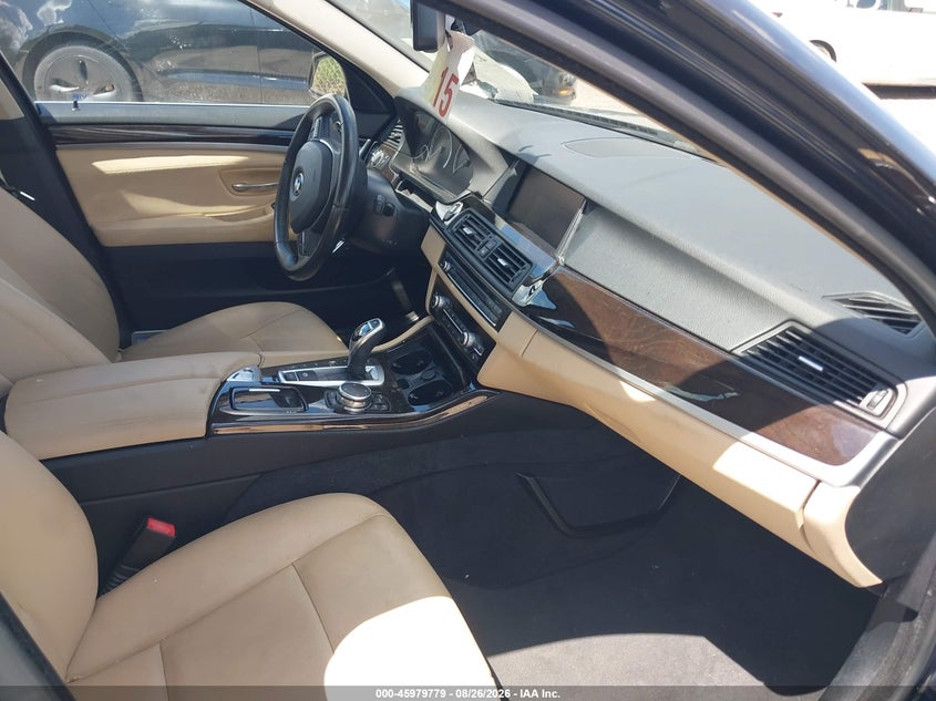 2016 BMW 528I auction photo 5
