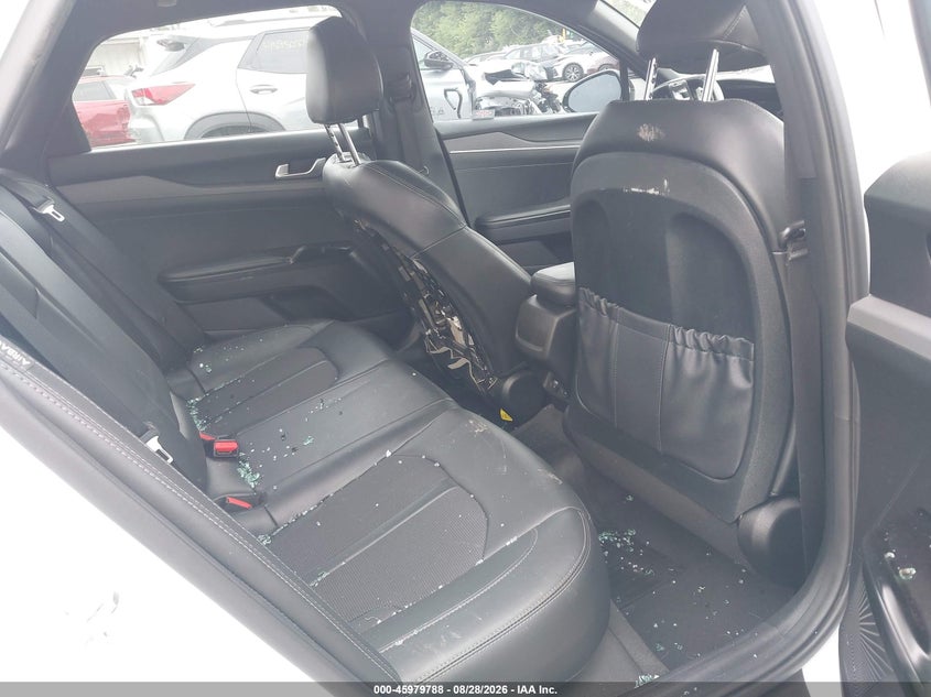 KIA K5 2021 VIN 5XXG64J26MG064715