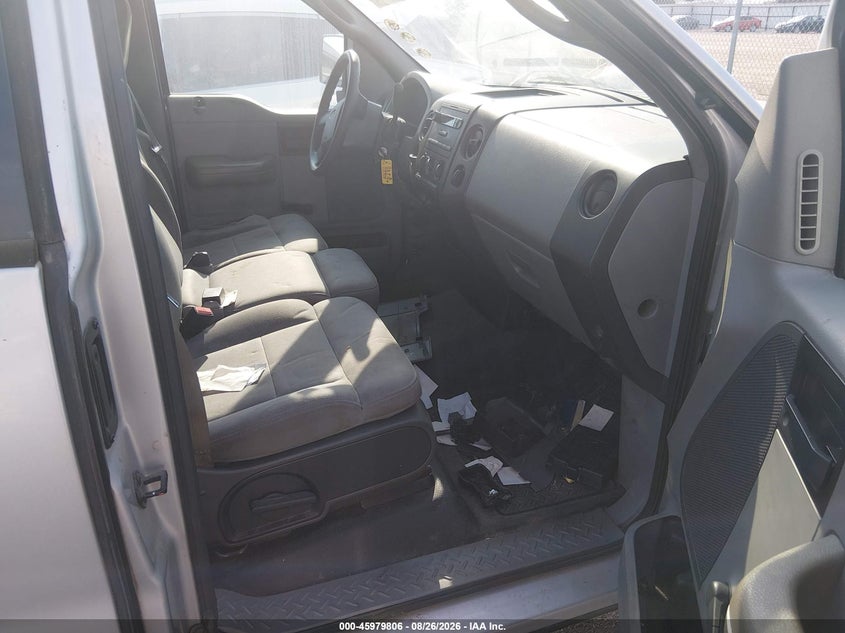 2005 FORD F-150 auction photo 5