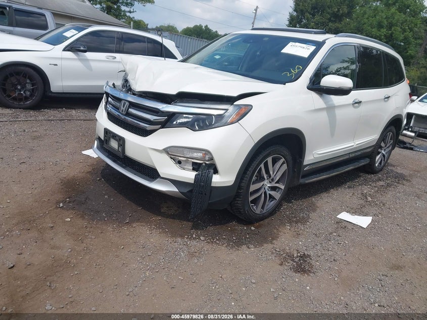 2017 HONDA PILOT auction photo 2
