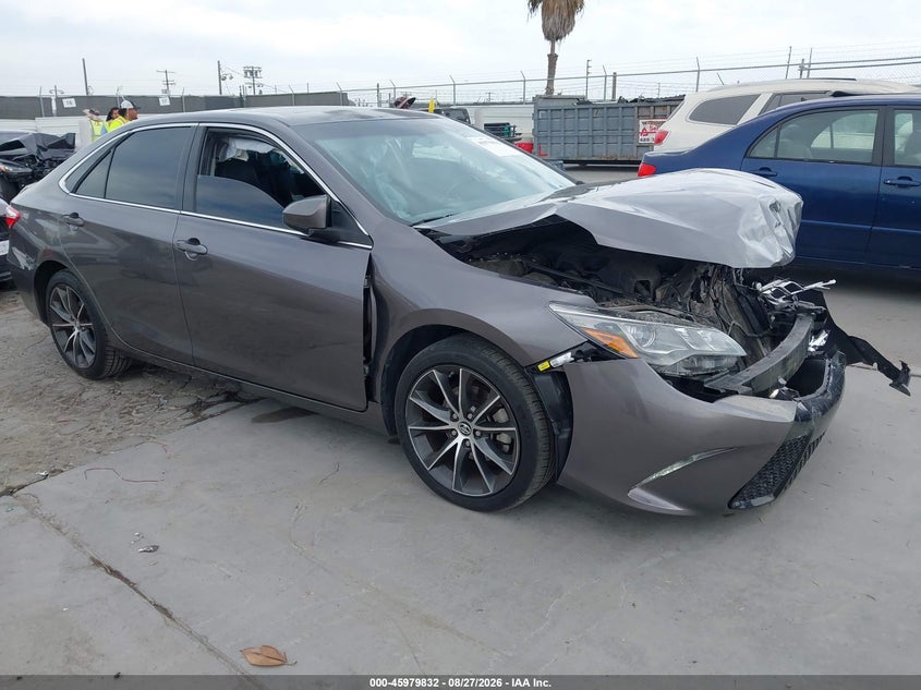 2016 TOYOTA CAMRY auction photo 1