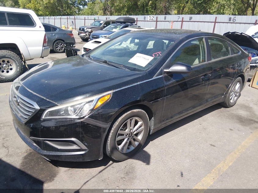 2016 Hyundai Sonata, Right Rear, IAAI, VIN 5NPE24AF0GH418579 — photo 2