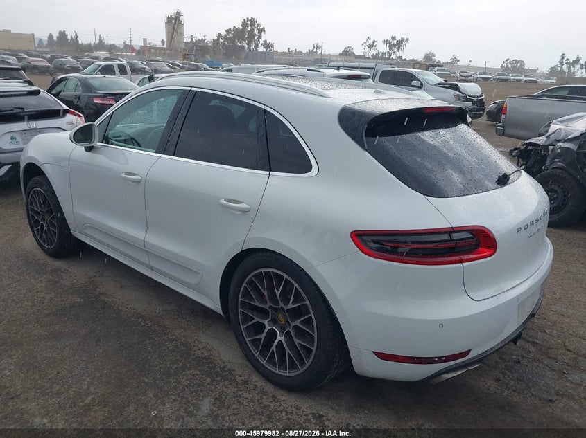 Vin: wp1af2a54flb93915, lot: 46479222, porsche macan turbo 20153