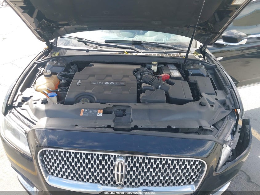 LINCOLN CONTINENTAL 2018 VIN 1LN6L9HK5J5606373