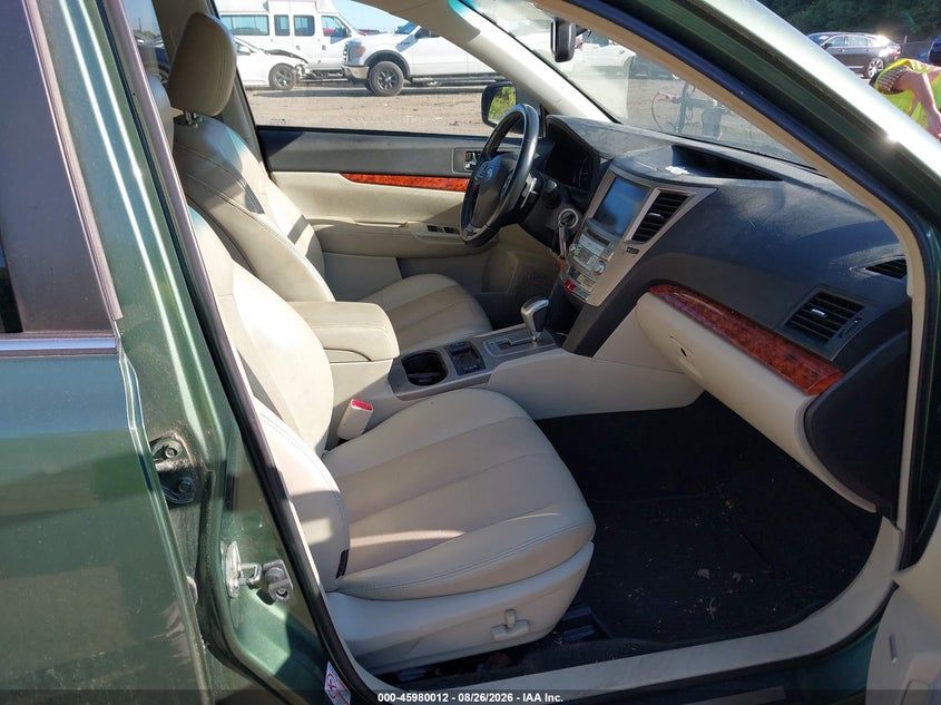 2012 SUBARU OUTBACK auction photo 5