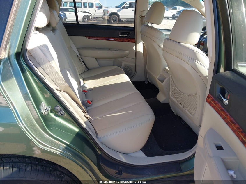 2012 SUBARU OUTBACK auction photo 8