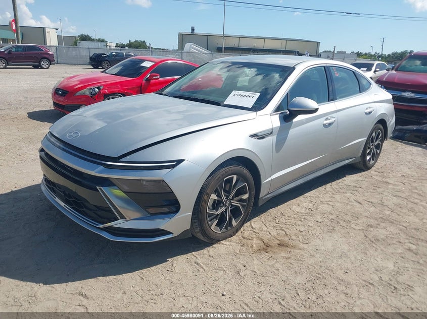 2025 Hyundai Sonata, Rear, IAAI, VIN KMHL64JA3SA481624 — photo 2