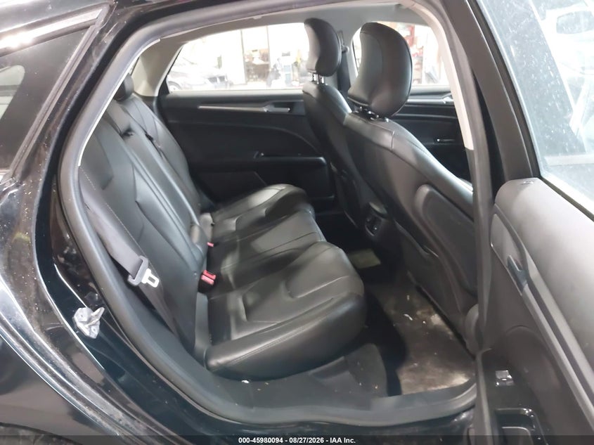 2016 FORD FUSION auction photo 8