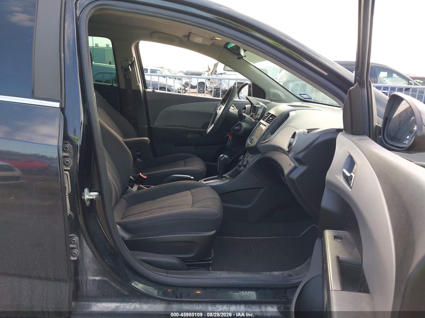 2014 CHEVROLET SONIC auction photo 5