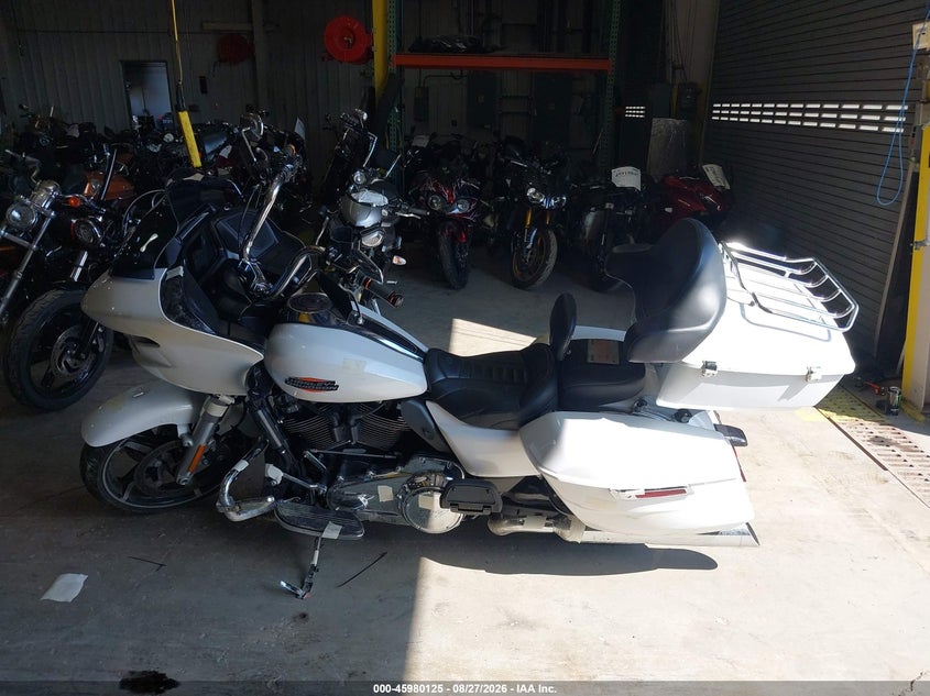HARLEY-DAVIDSON FLTRX 2024