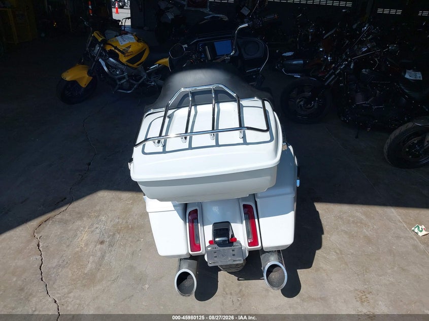 HARLEY-DAVIDSON FLTRX 2024