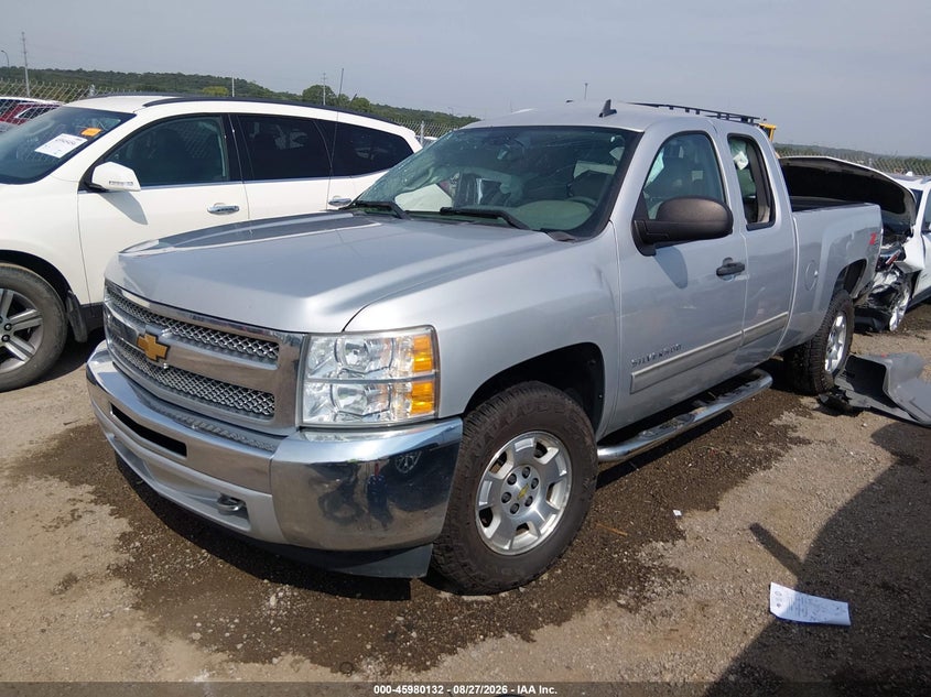 2012 Chevrolet Silverado, Rollover, IAAI, VIN 1GCRKSE77CZ339955 — photo 2