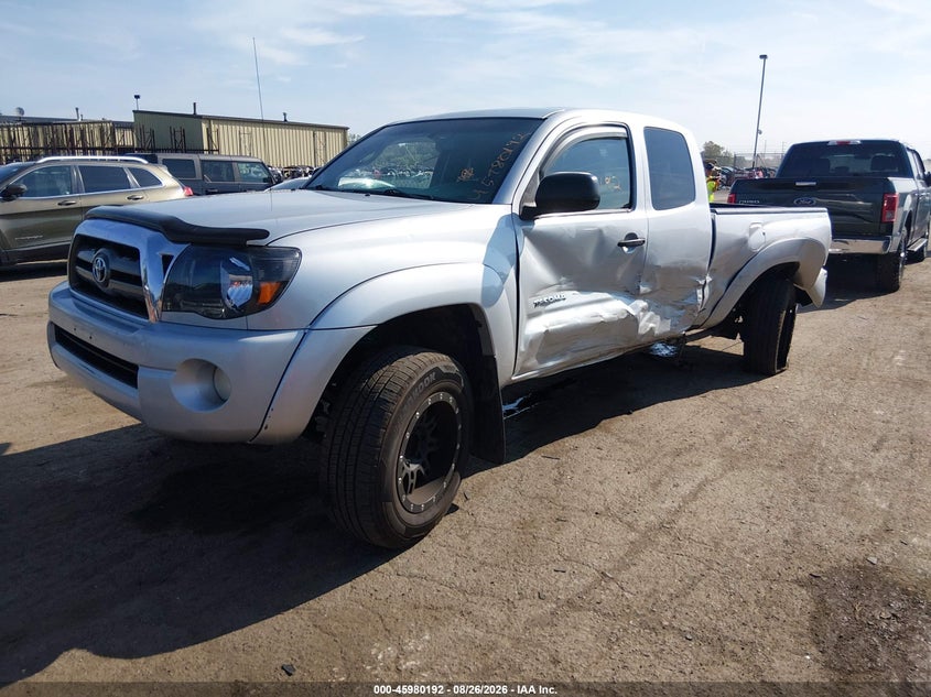 2009 TOYOTA TACOMA auction photo 2