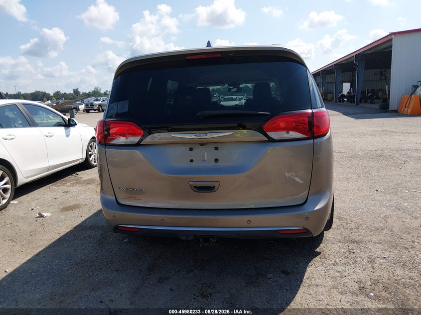 CHRYSLER PACIFICA - zdjęcie 16