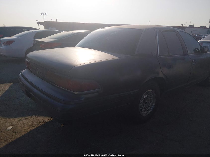 1994 MERCURY GRAND MARQUIS auction photo 4