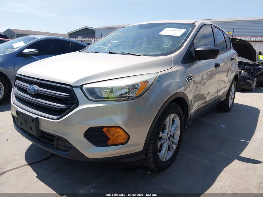 Vin: 1fmcu0f73huc78235, lot: 46479590, ford escape s 20172