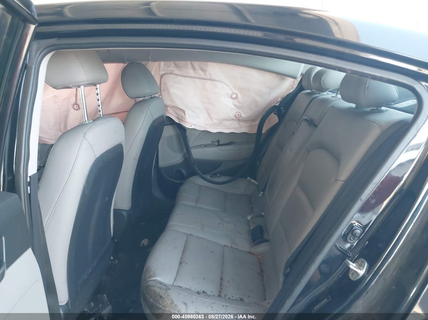 2018 HYUNDAI ELANTRA auction photo 8