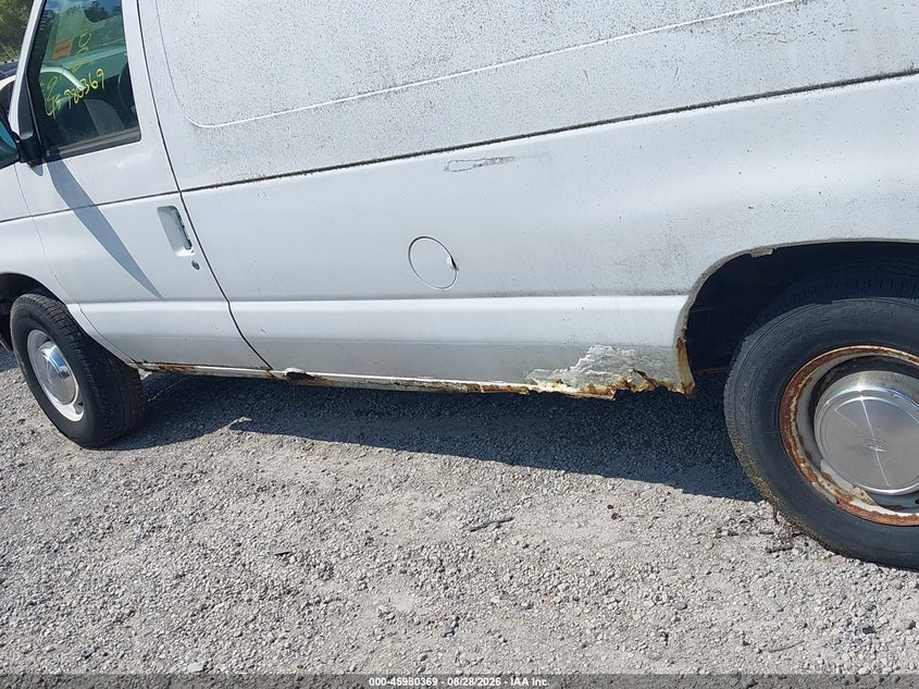 2002 FORD E-250 auction photo 6