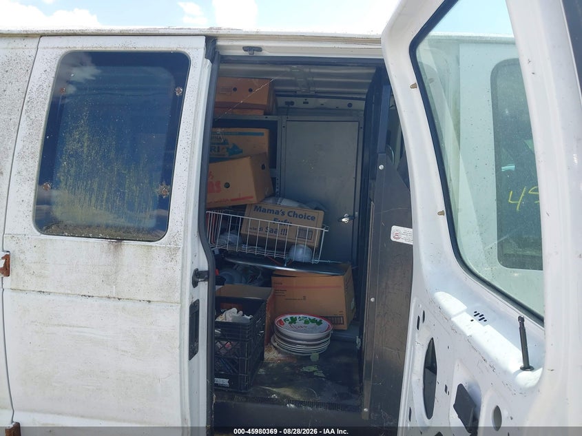 2002 FORD E-250 auction photo 8