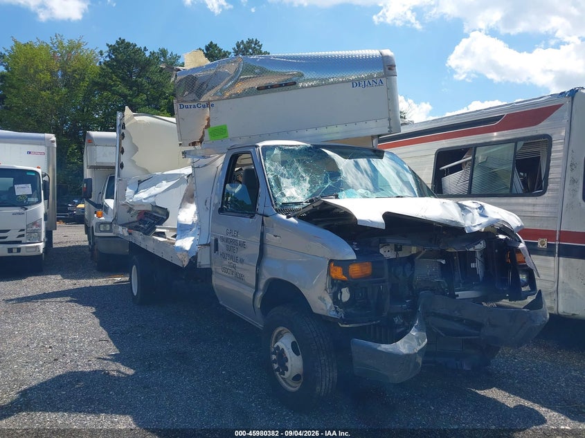 2016 FORD E-450 CUTAWAY — zdjęcie z aukcji