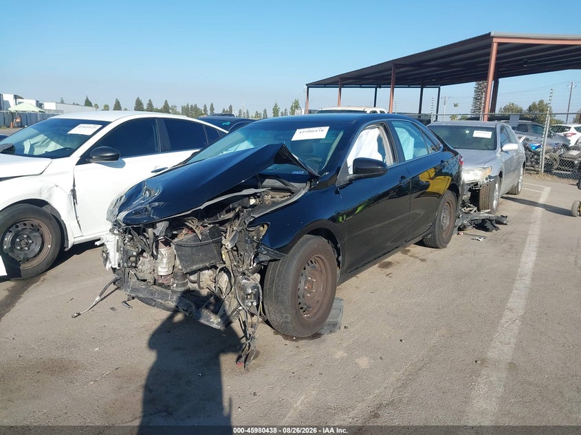 2016 Toyota Camry, Normal Wear & Tear, IAAI, VIN 4T1BF1FK0GU196929 — photo 2