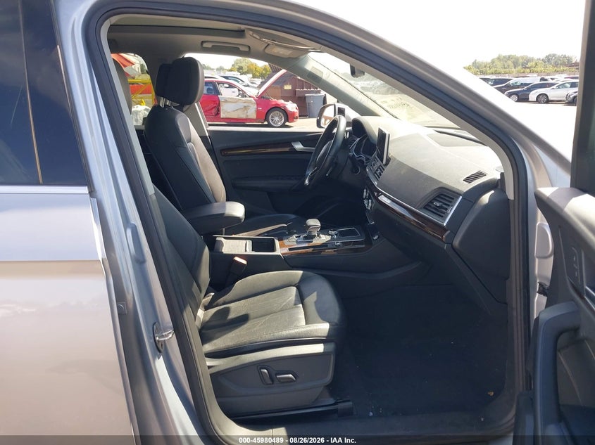 AUDI Q5 - zdjęcie 5