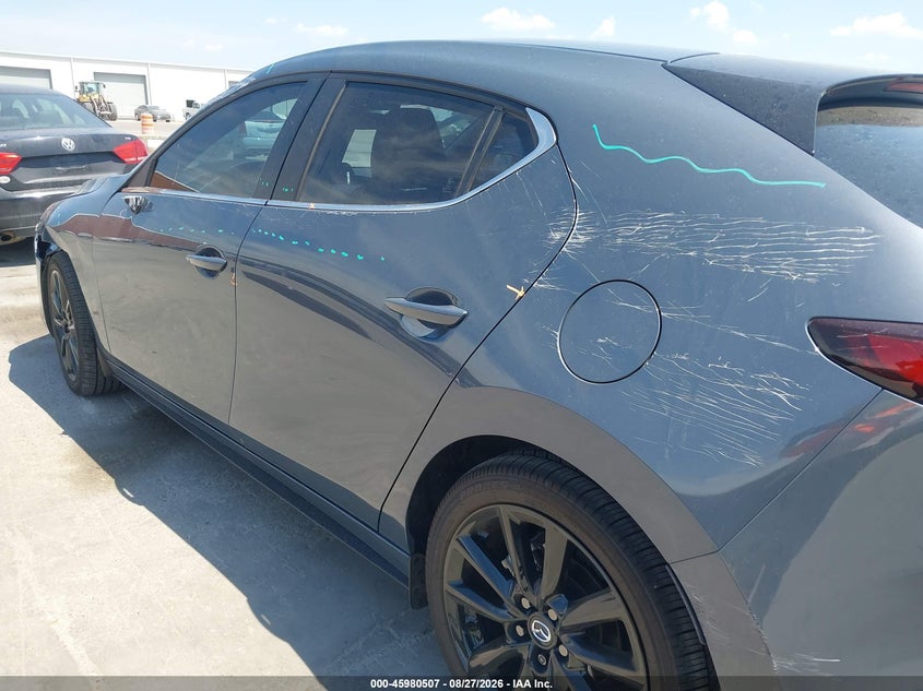 MAZDA MAZDA3 - zdjęcie 20