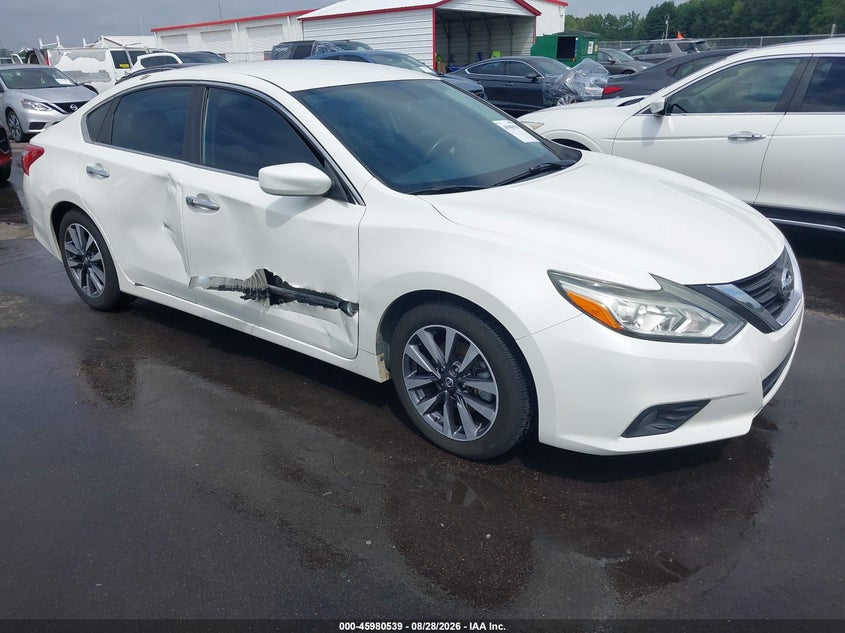 2017 NISSAN ALTIMA auction photo 1