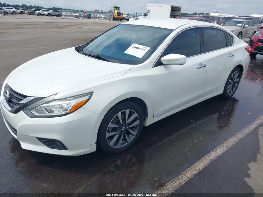 2017 NISSAN ALTIMA auction photo 2