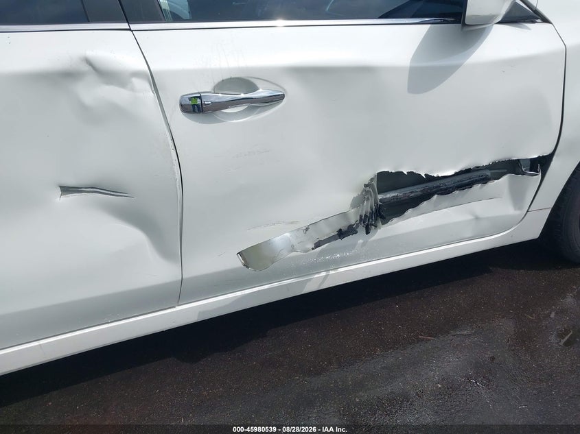 2017 NISSAN ALTIMA auction photo 6