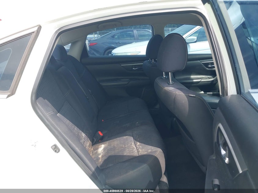 2017 NISSAN ALTIMA auction photo 8