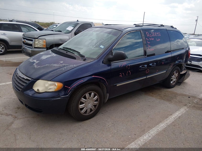 2006 Chrysler Town & Country Touring, Удар сзади, IAAI, VIN 2A4GP54L16R647169 — фото 2