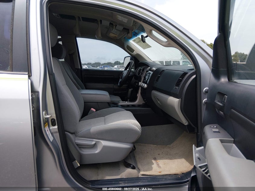 2010 TOYOTA TUNDRA auction photo 5