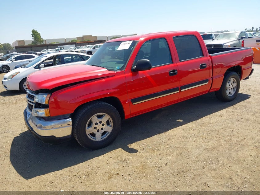 2006 Chevrolet Silverado, Front End, IAAI, VIN 2GCEC13T261135504 — photo 2