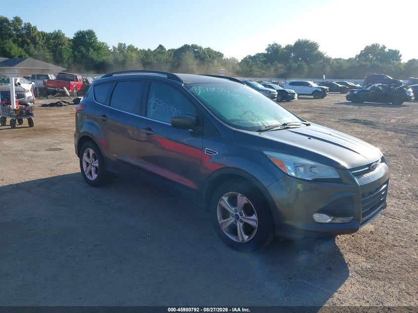 2015 FORD ESCAPE auction photo 1