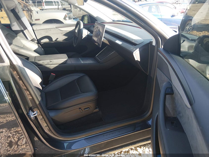 TESLA MODEL Y 2026 VIN 7SAYGDEDXTA419755